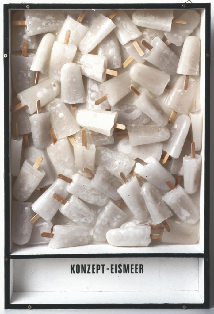 T. Grimm, Konzept-Eismeer 1994, Mischtechnik, 60 x 40 x 9cm